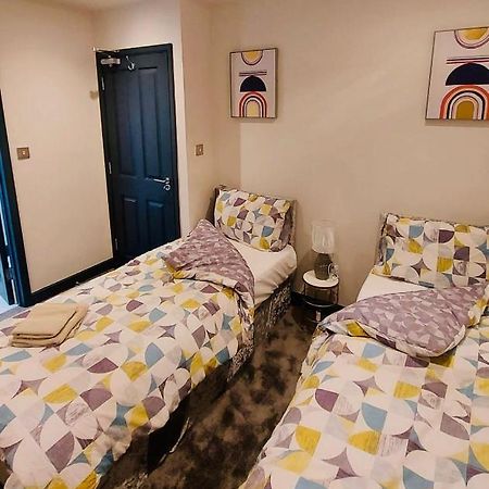 Green Lantern, Private En-Suite Double Bedroom Aveley Dış mekan fotoğraf