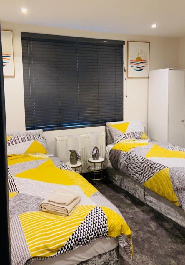 Green Lantern, Private En-Suite Double Bedroom Aveley Dış mekan fotoğraf